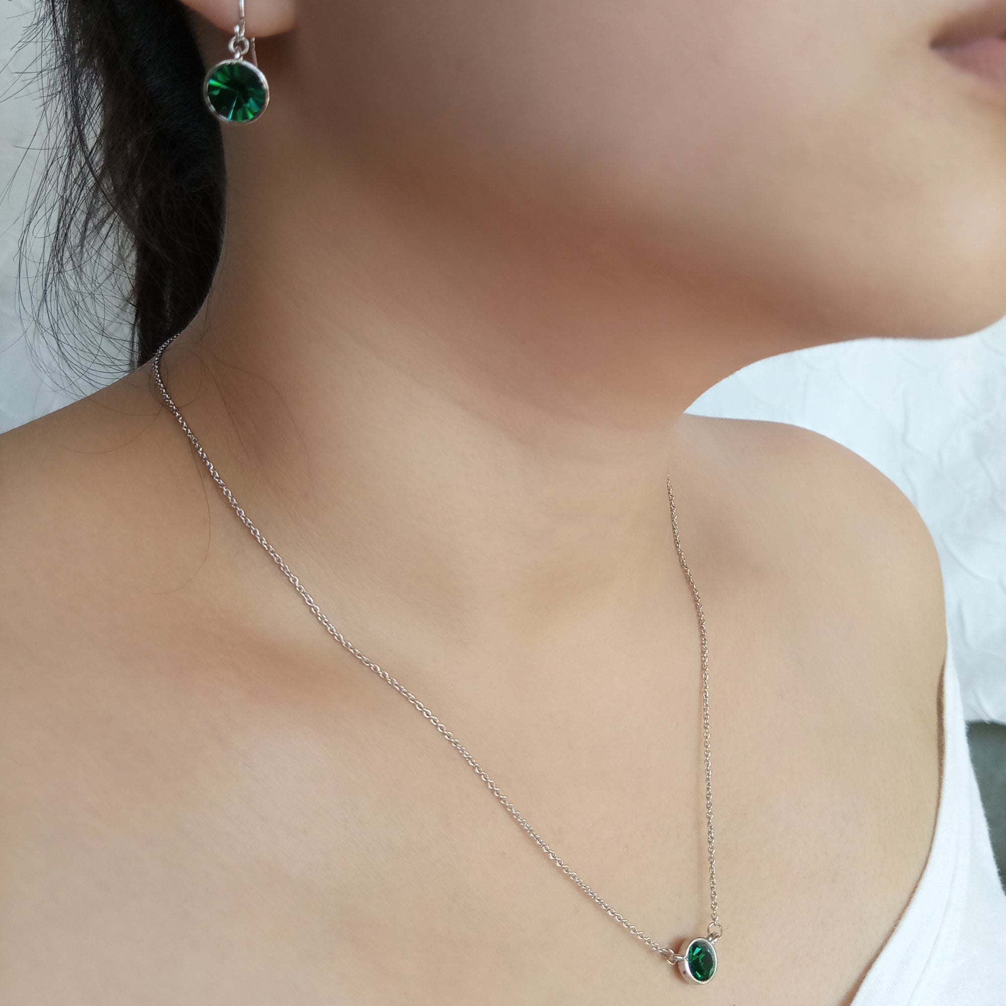 Emerald Bezel Set Solitaire Pendant | Upsera